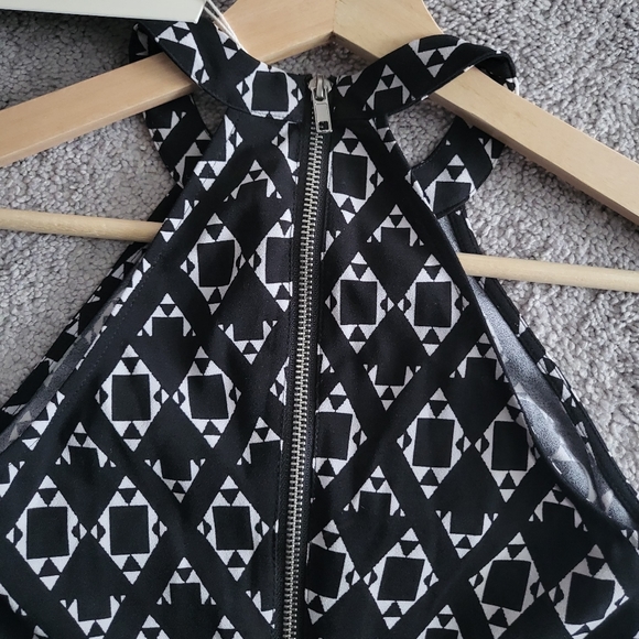 H&M Coachella Collection Black White Patterned dress - Picture 4 of 9